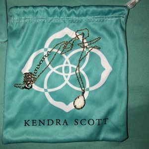 kendra scott pendant